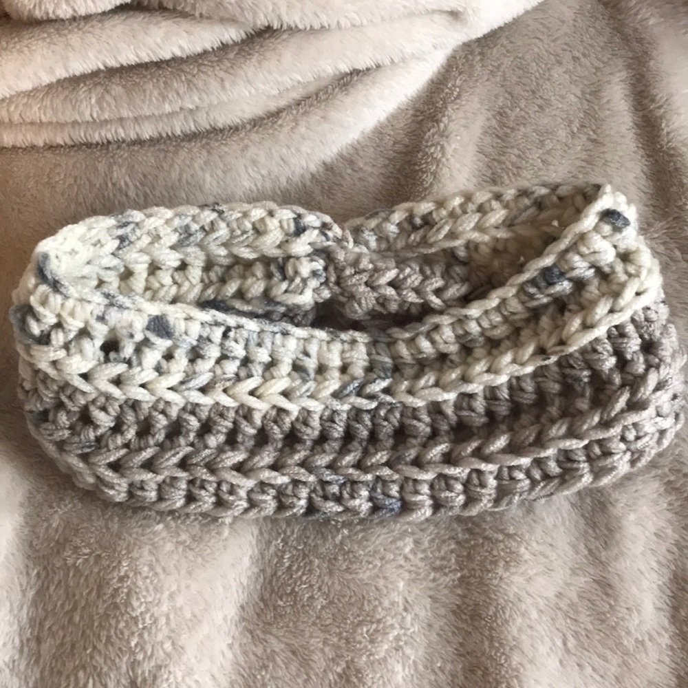 Handmade Headscarf - Picture 5 of 5